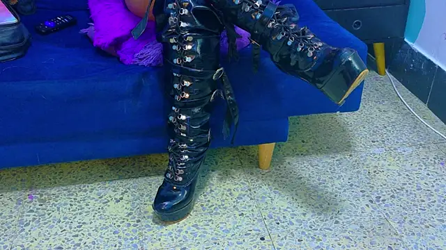 AriesVelvet online show from April 2026 04:30:01 AM