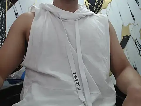 simonm667 online show from May 2026 07:34:02 PM