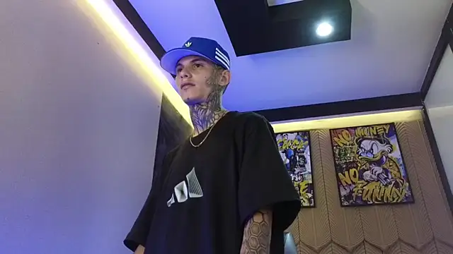 Paulo 527 online show from February 2026 08:59:02 PM