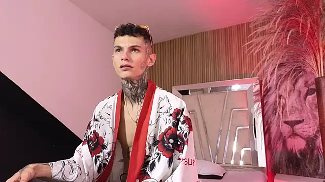 Paulo 527 online show from April 2026 05:05:01 AM