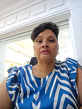 LILIANAJARAMILLO online show from December 2025 10:41:02 PM