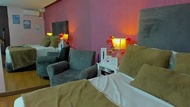 ArianaRosee  online show from March 2026 02:46:02 PM