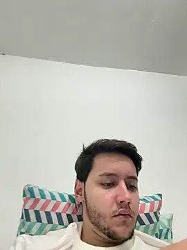 Snapshot of RicoValen chatting on February 2026 10:17:01 PM RicoValen online show from February 2026 10:17:01 PM