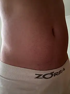 Snapshot of RicoValen chatting on March 2026 10:27:02 PM RicoValen online show from March 2026 10:27:02 PM