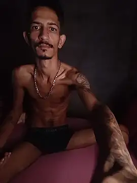 Snapshot of theyllorwillian chatting on May 2026 01:47:02 AM theyllorwillian online show from May 2026 01:47:02 AM