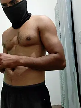 Amit22122 online show from December 2025 04:17:02 AM