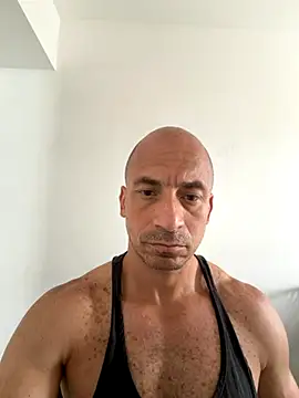 Russo41rj online show from December 2025 01:09:01 PM