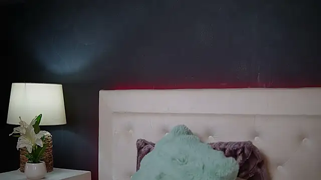 JosieLili online show from January 2026 06:13:02 PM