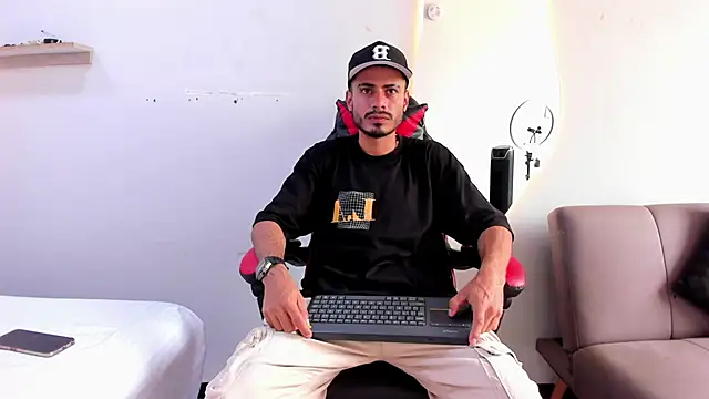 MatthewCullen online show from January 2026 08:00:02 PM