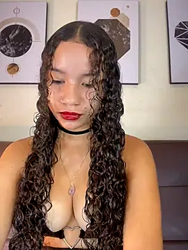 ZoeyFierce online show from December 2025 02:03:01 PM