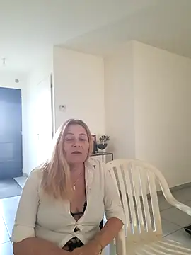Le fantasme online show from June 2026 04:20:02 PM