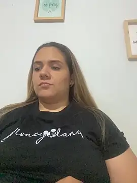 LoreinnFox online show from April 2026 08:22:01 PM