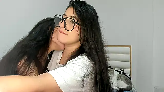 ROUS SWEET  online show from April 2026 02:20:01 AM