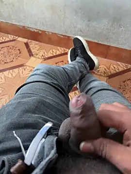 cutefuckr online show from March 2026 05:48:02 AM