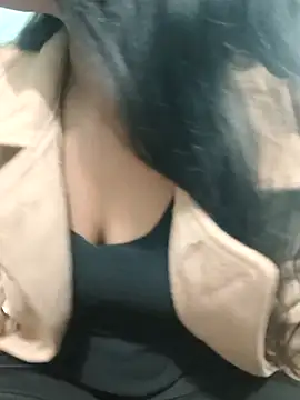 Zoyaa-Zubair online show from January 2026 06:43:02 PM