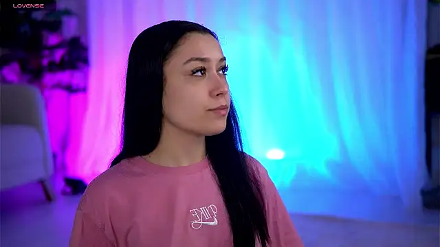 LaraCullen online show from January 2026 08:35:01 PM