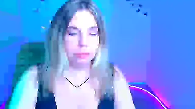 Amanda Swannn online show from April 2026 05:51:02 AM