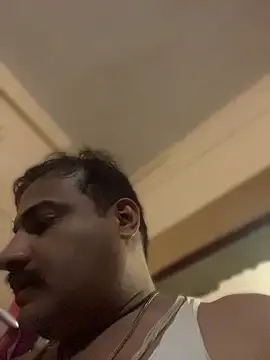 Saxymood1111 online show from April 2026 06:10:01 PM