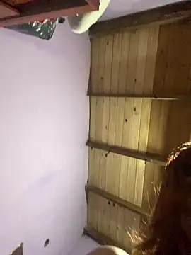 Quierolechiitaaa online show from March 2026 11:42:02 PM