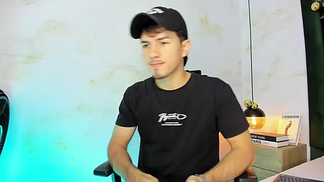 Justin duque online show from December 2025 07:41:02 PM