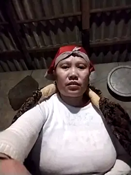 Snapshot of LeoPet2x chatting on January 2026 04:43:02 PM LeoPet2x online show from January 2026 04:43:02 PM