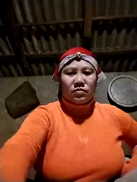 Snapshot of LeoPet2x chatting on February 2026 08:24:02 PM LeoPet2x online show from February 2026 08:24:02 PM