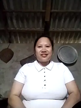 Snapshot of LeoPet2x chatting on February 2026 04:08:01 AM LeoPet2x online show from February 2026 04:08:01 AM