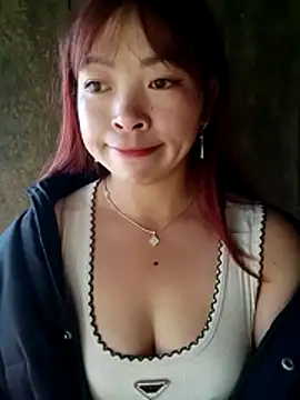 alissa-ww online show from December 2025 03:12:02 AM