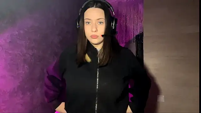 AngeliqueSulima online show from December 2025 03:41:02 PM