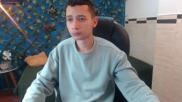 LucassSmith11 online show from January 2026 12:20:02 PM