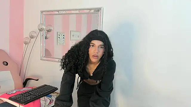 Amaia Monroe online show from February 2026 03:47:01 AM