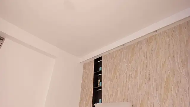 ayla velt online show from February 2026 07:21:02 PM