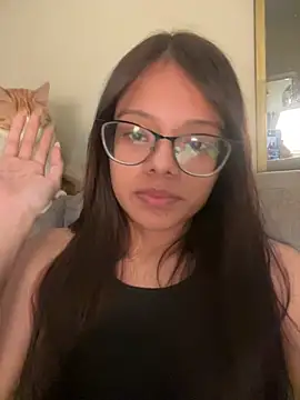 Snapshot of omifresita chatting on August 2026 04:04:02 AM omifresita online show from August 2026 04:04:02 AM