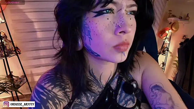 AryRousse online show from April 2026 04:49:02 AM