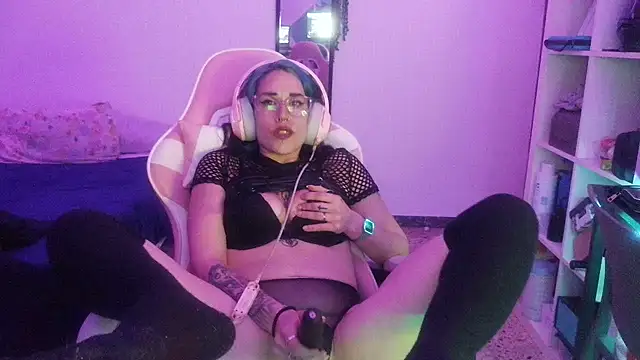 blackrose1997 online show from April 2026 12:29:02 PM