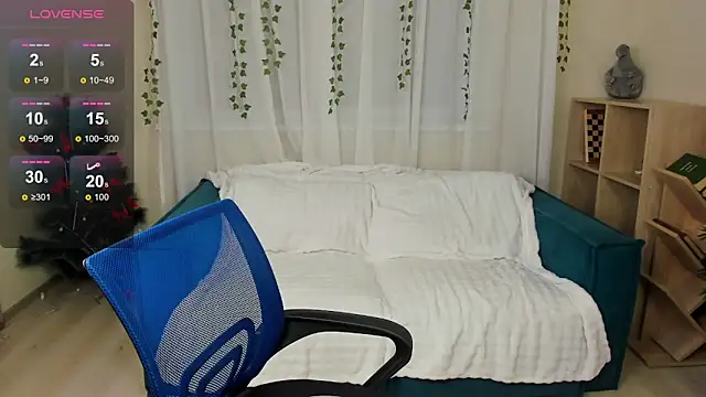 MonikaPinch  online show from January 2026 04:05:01 AM