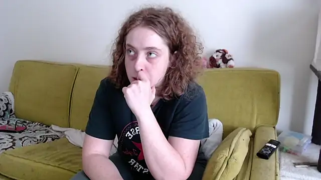 DeliaBlew online show from May 2026 04:57:01 PM
