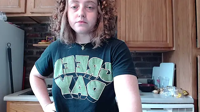 DeliaBlew online show from June 2026 05:32:01 PM