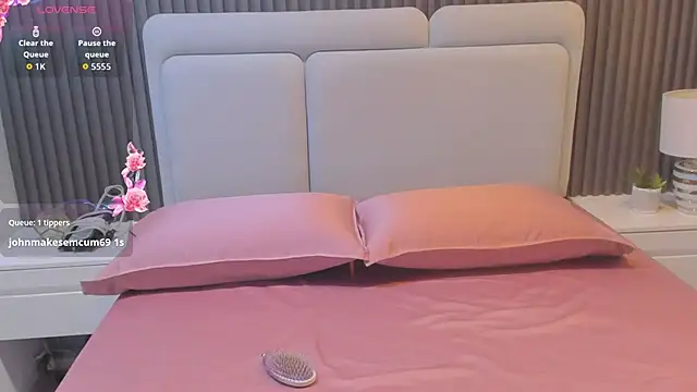 Miia cute18 online show from January 2026 11:15:01 AM