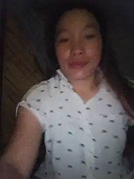 Evelyn-n online show from July 2026 12:02:02 AM