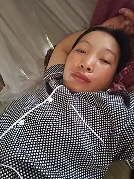 Evelyn-n online show from July 2026 05:25:01 AM