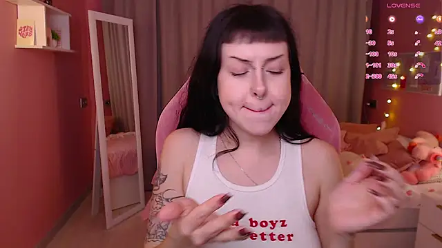 Eliza Bennet online show from December 2025 10:31:01 AM