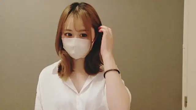 Snapshot of HICHAN99 chatting on December 2025 04:04:01 PM HICHAN99 online show from December 2025 04:04:01 PM