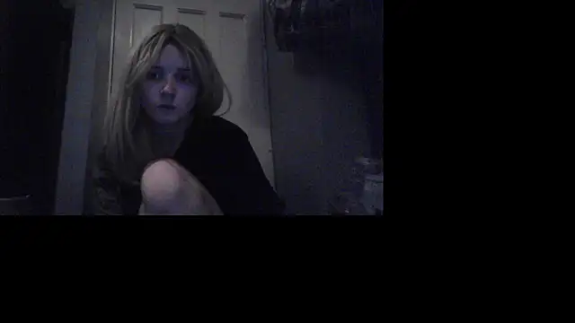 Amy01112 online show from December 2025 03:41:02 PM