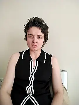 Snapshot of Amy01112 chatting on May 2026 04:23:02 PM Amy01112 online show from May 2026 04:23:02 PM