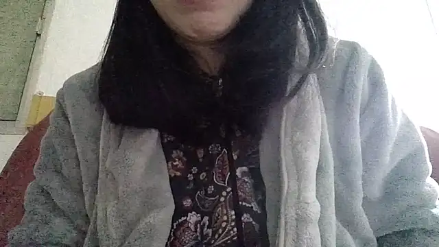 gatitachula93 online show from December 2025 12:25:02 PM