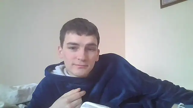 Snapshot of leo_cutie chatting on February 2026 07:12:02 AM leo cutie online show from February 2026 07:12:02 AM