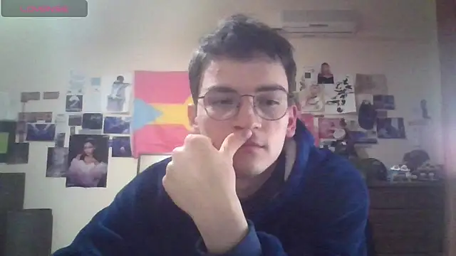 Snapshot of leo_cutie chatting on February 2026 08:49:02 PM leo cutie online show from February 2026 08:49:02 PM