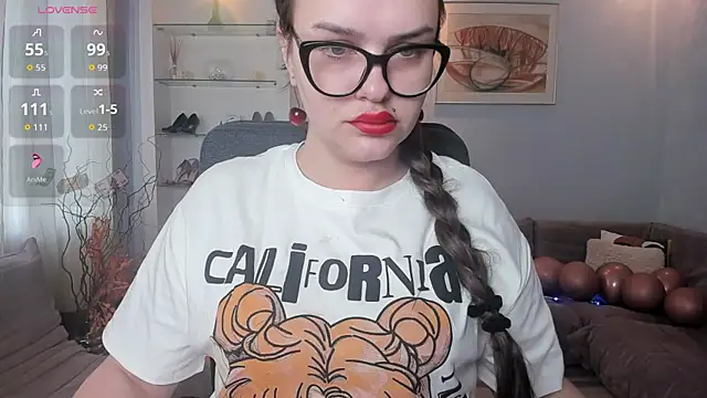 KamillaJei online show from April 2026 04:02:02 AM