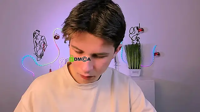 Snapshot of leo_valor chatting on January 2026 06:16:01 AM leo valor online show from January 2026 06:16:01 AM